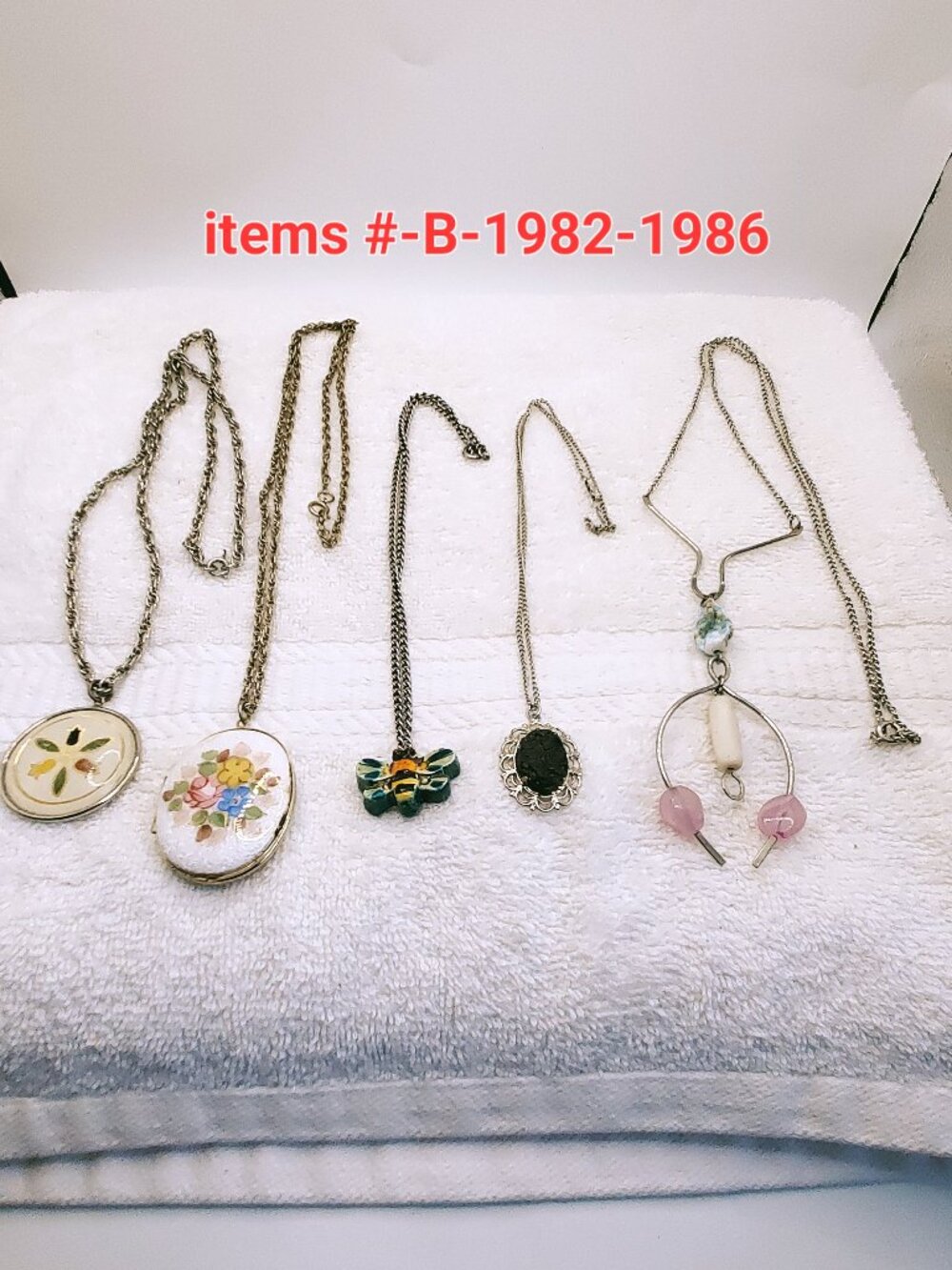 5 Necklaces, items # B-1982-1986, wt.87 grams.